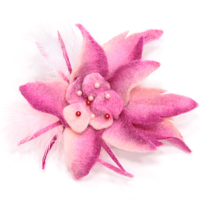 Брошь "Розовый цветок" (Войлок, бусины, металл) Ручная авторская работа помощью иглы или мыльного раствора инфо 13810f.